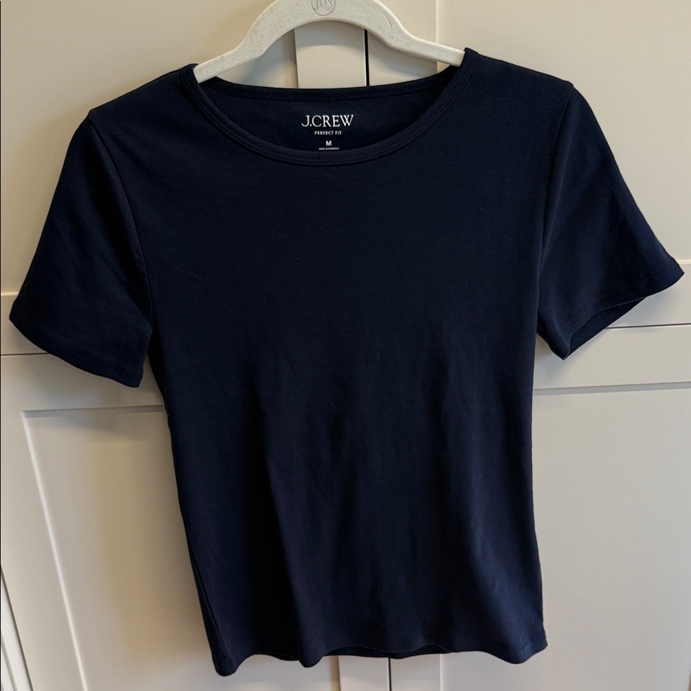 J. Crew Perfect Fit Women's Dark Blue Short Sleeve Tee - sold out!
